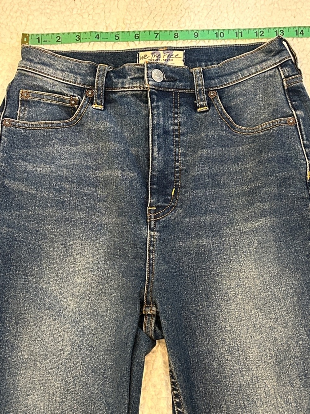 We The Free CRVY Robyn High-Rise Flare Jeans size 27 Boho Festival - Picture 10 of 13